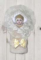 Комплект на выписку ЗОЛОТОЕ ПЁРЫШКО Карамель
