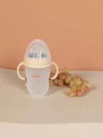 4358-butylocka-silikonovaia-s-ruckami-i-silikonovoi-soskoi-250-ml-0-art-1006-beige